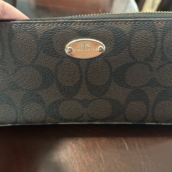 Coach Brown and Black Tote Bag - Picture 2 of 9